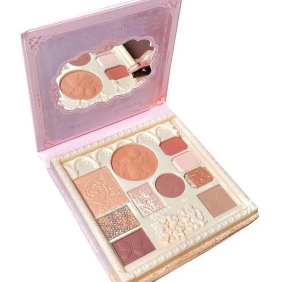 Radiant Angel Embossed Makeup Palette - Picture 6 of 14